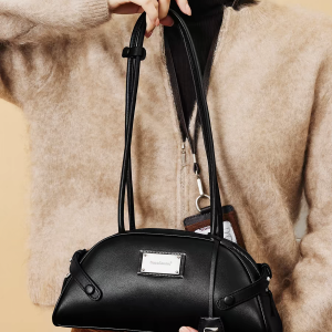 Black Arc - shaped Shoulder Bag