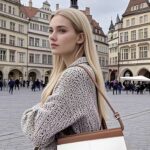 Beige – Brown Fusion Knot Strap Satchel